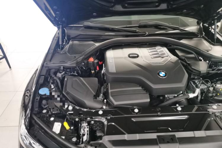 宝马3系 2023款 325Li M运动套装局部细节9006