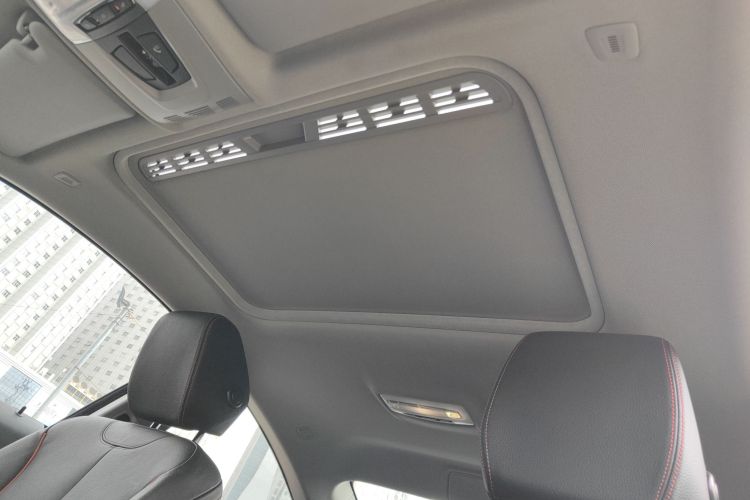 宝马4系 2016款 420i 设计套装型中控内饰22