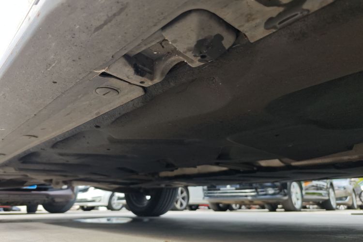 奔驰GLA 2017款 GLA 200 时尚型局部细节9001