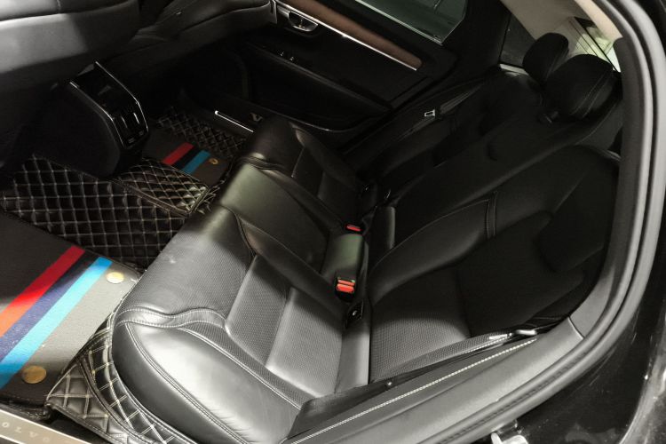 沃尔沃S90 2018款 T5 智尊版中控内饰21