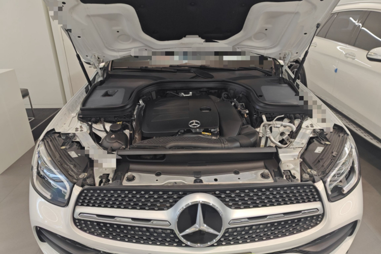 奔驰GLC 2021款 GLC 260 L 4MATIC 豪华型机舱底盘24