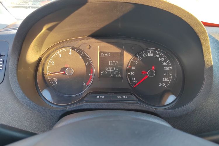 大众 Polo 2016款 1.4L 手动风尚型中控内饰14