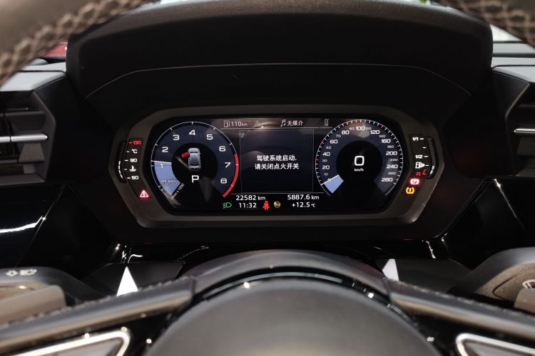 奥迪A3 2022款 A3L Limousine 35 TFSI 进取运动型中控内饰14