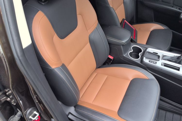 吉利汽车 远景X6 2016款 1.3T CVT豪华型局部细节41