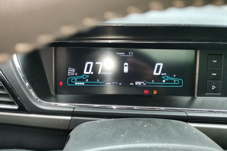 长安凯程 长安欧尚A600 2016款 1.5L 手动豪华型7座中控内饰14