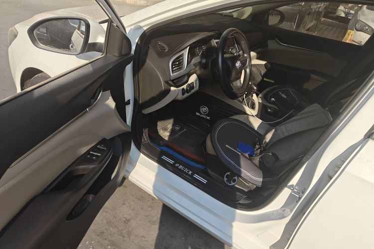 别克 英朗 2017款 15N 手动进取型中控内饰20