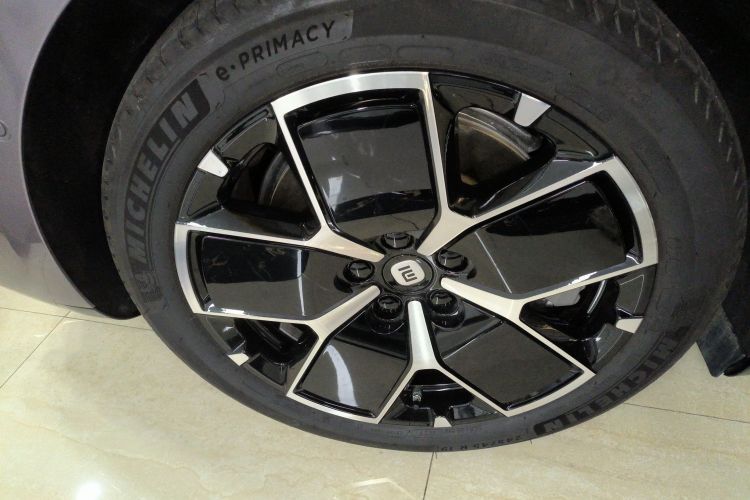 小米汽车 小米SU7 2024款 后驱超长续航高阶智驾Pro版车身外观6008