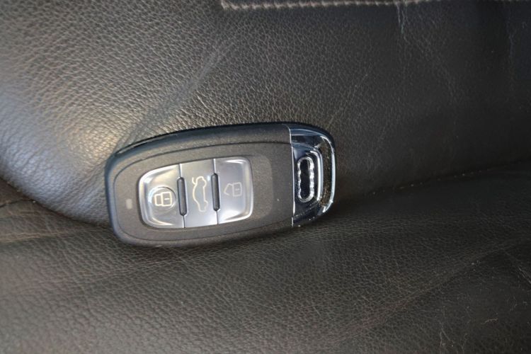 奥迪A6L 2016款 45 TFSI quattro 运动型中控内饰7001