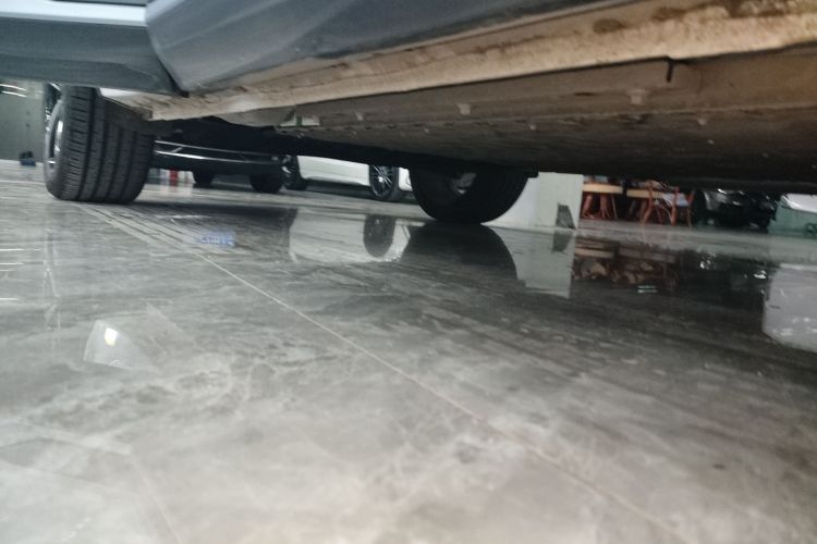 吉利银河 银河L7 2025款 EM-i 115km 探索版局部细节9001