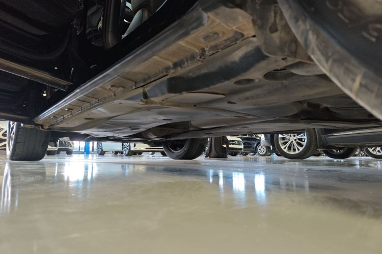 大众 途观L 2023款 改款 330TSI 自动两驱R-Line越享版局部细节9002