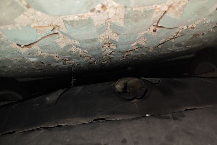 Jeep 自由光 2016款 2.0L 优越版局部细节9008