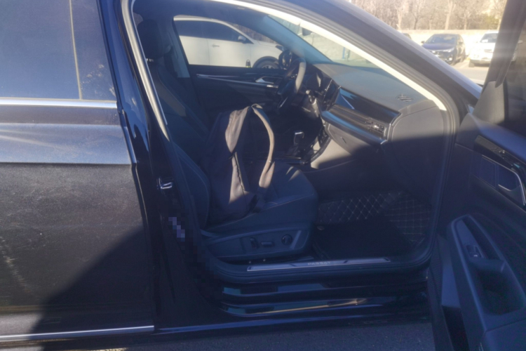 大众 帕萨特 2025款 出众款 380TSI 龙耀版局部细节41