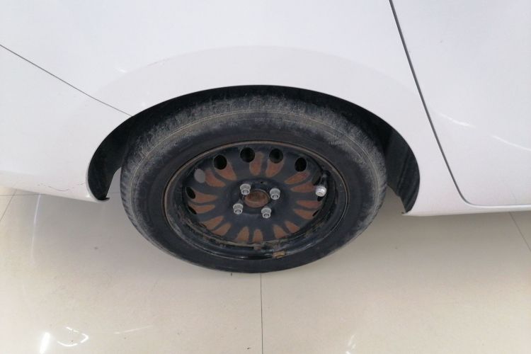 别克 凯越 2018款 15N CVT精英型车身外观6008