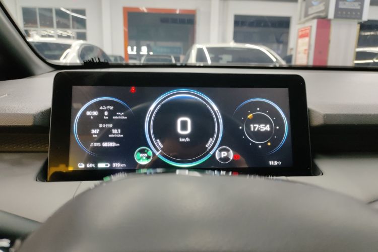 埃安 AION Y 2022款 70 智领版 磷酸铁锂中控内饰14