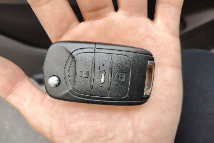 五菱汽车 五菱宏光 2021款 1.5L改款 S标准型 电动助力LAR中控内饰7001