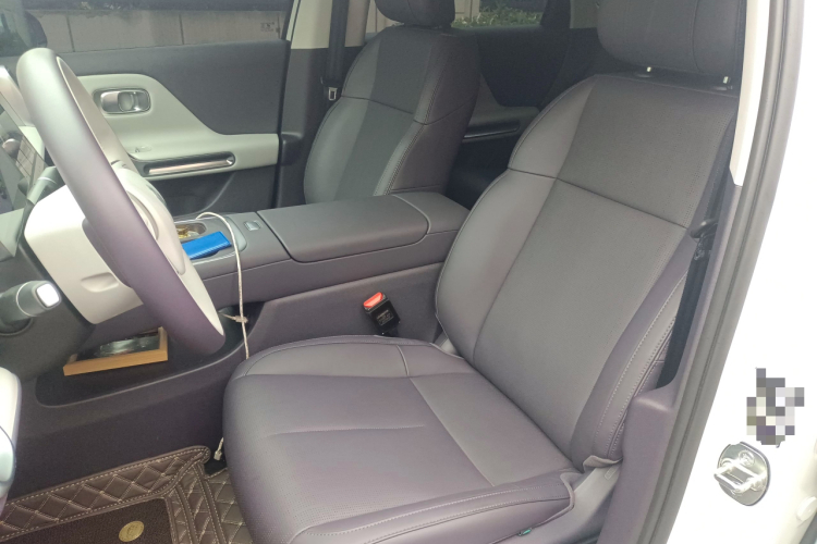 零跑汽车 零跑B01 2025款 650悦享版中控内饰19