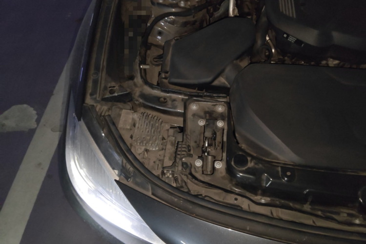 宝马3系GT 2019款 320i 时尚型局部细节9006