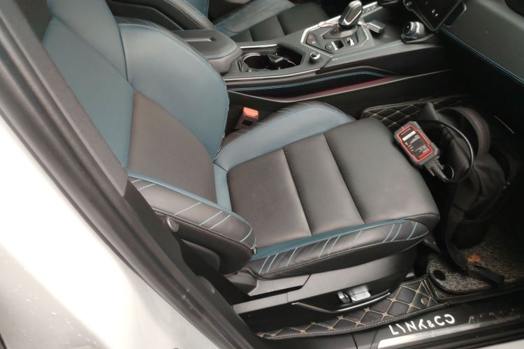 领克05 2020款 2.0TD 两驱耀Halo局部细节41