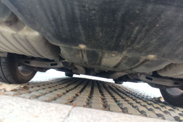 捷豹XFL 2018款 XFL 2.0T 250PS 豪华版局部细节9009