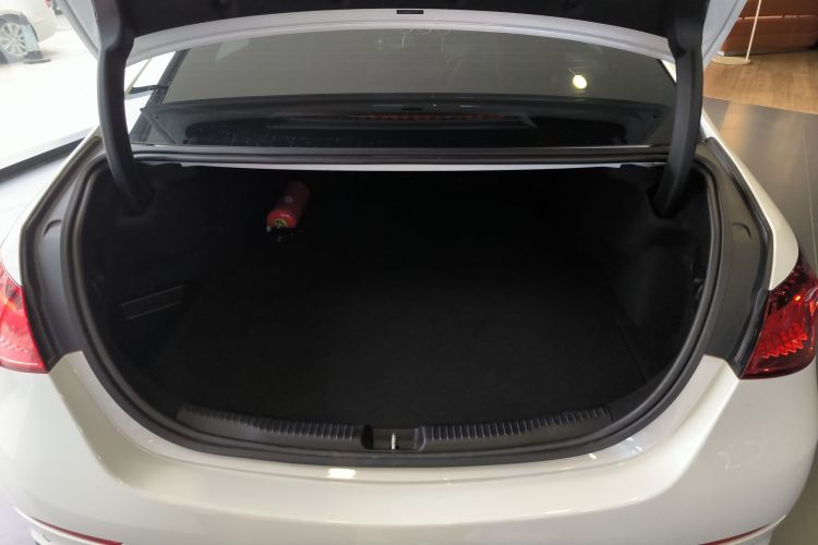 奔驰C级新能源 2023款 C 350 eL局部细节23