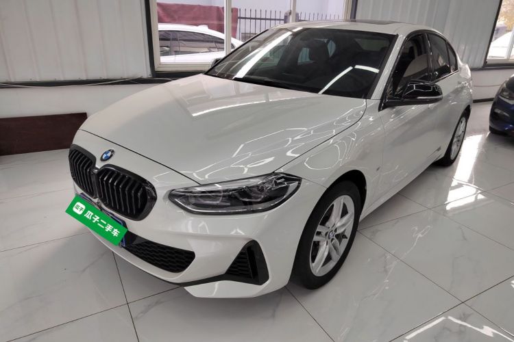 宝马1系 2021款 120i M运动曜夜版车身外观1