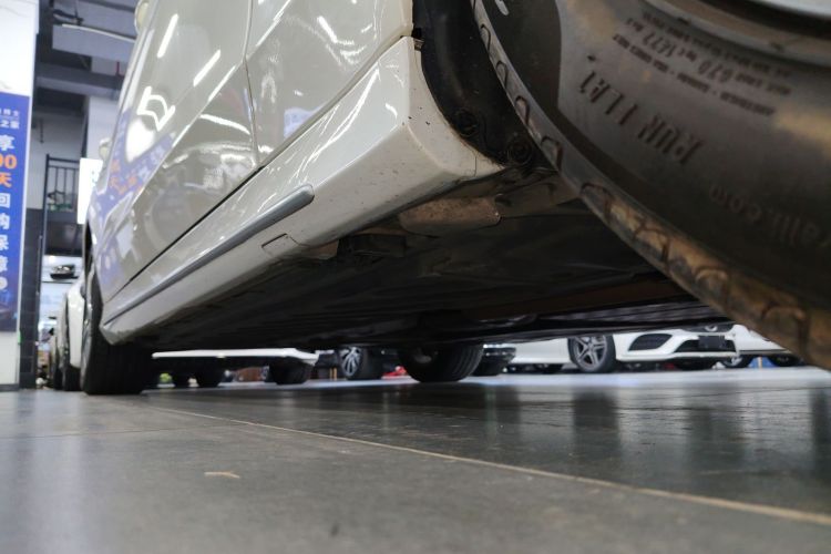 奔驰C级 2020款 C 260 L 运动版局部细节9001