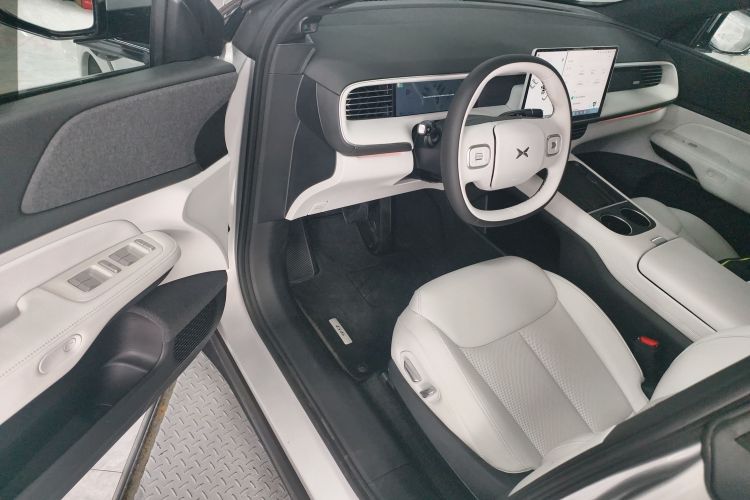 小鹏G6 2023款 580 长续航 Max中控内饰20