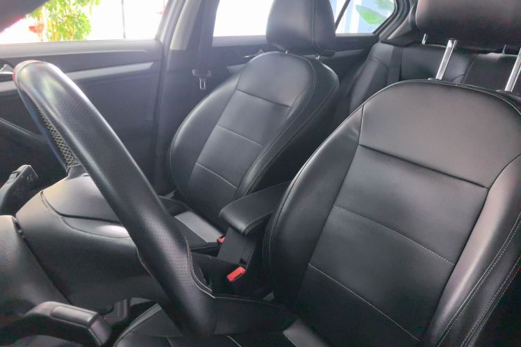 大众 朗逸 2017款 1.6L 自动风尚版中控内饰19