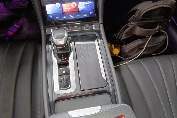 红旗H5 2023款 1.5T DCT智联旗韵版局部细节18