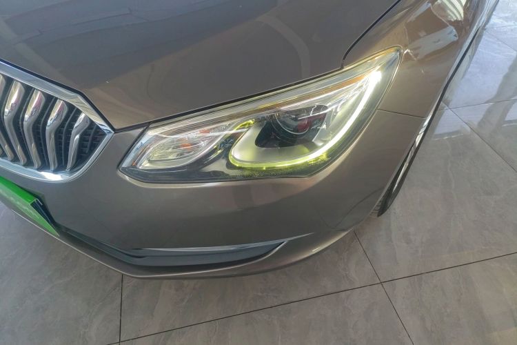 别克 英朗 2015款 15N 自动精英型局部细节36