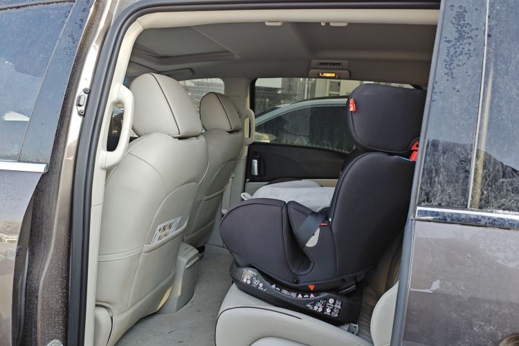 别克GL8 2022款 陆上公务舱 652T 豪华型中控内饰21