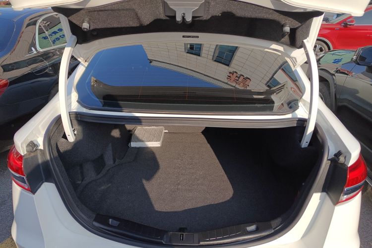 福特 蒙迪欧 2020款 EcoBoost 180 时尚型局部细节23