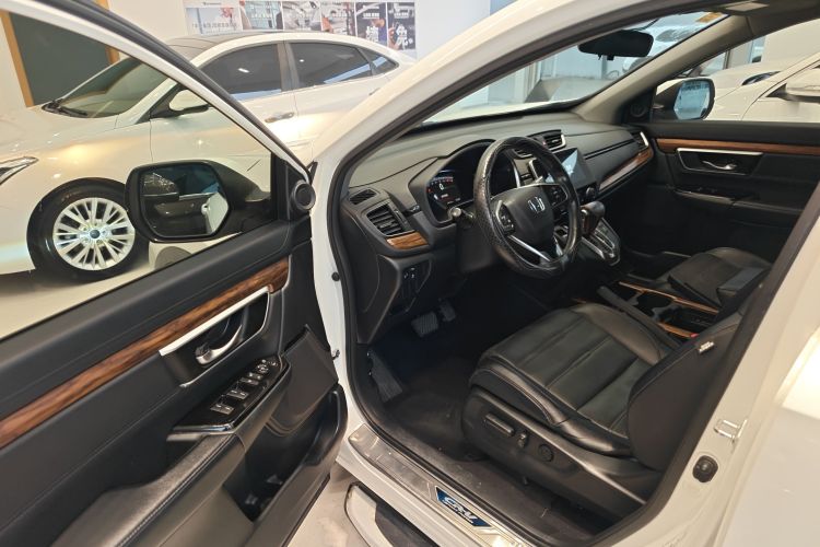 本田CR-V 2019款 240TURBO CVT两驱风尚版 国V中控内饰7003