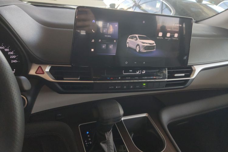 丰田 赛那SIENNA 2026款 2.5L 双擎两驱舒适版中控内饰16