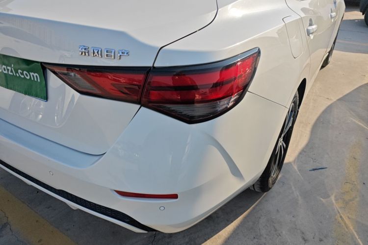 日产 轩逸 2021款 1.6L XL CVT悦享版车身外观9