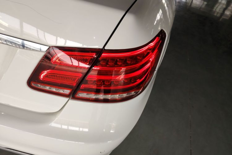 奔驰E级 2014款 E 300 L 运动型车身外观6006