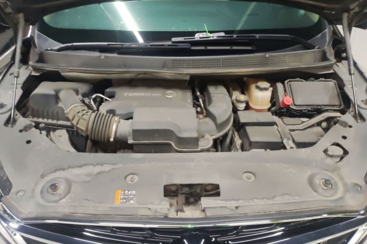 别克GL8 2021款 ES陆尊 653T 豪华型机舱底盘24