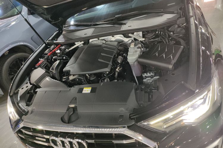 奥迪A6L 2023款 45 TFSI quattro 尊享动感型机舱底盘24