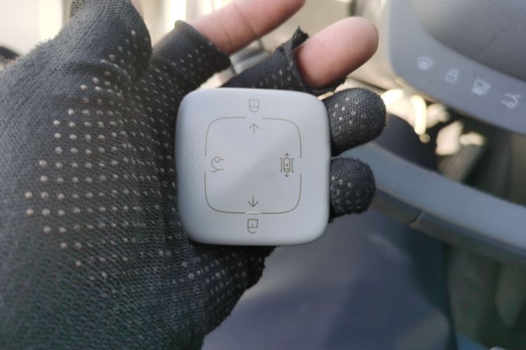 极氪X 2025款 五座后驱版中控内饰11