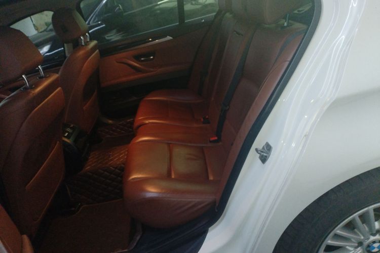 宝马5系 2014款 525Li 领先型中控内饰21