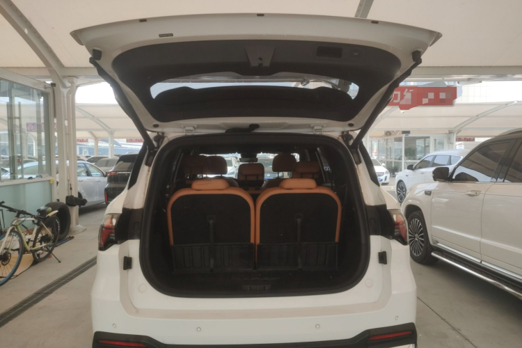 吉利汽车 豪越L 2024款 2.0T DCT旗舰型机舱底盘23