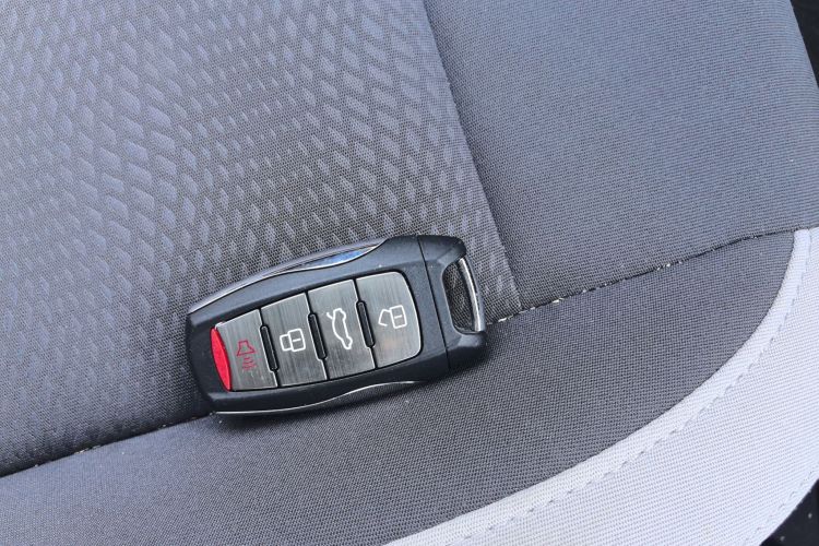 欧拉白猫 2020款 305km 豪华型中控内饰11