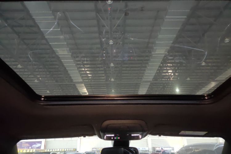 凯迪拉克XT6 2020款 28T 七座豪华运动型至享安全版中控内饰22