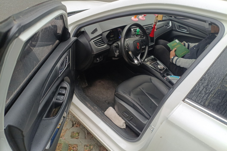 荣威Ei5 2018款 互联网旗舰版中控内饰7003