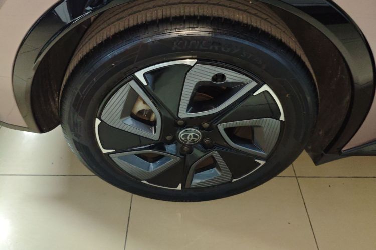 丰田bZ3 2023款 616km 长续航Premium车身外观6008