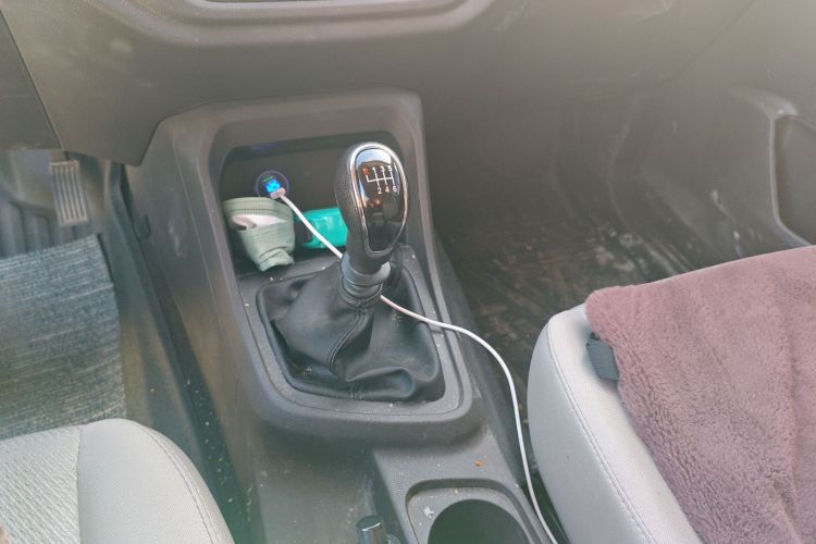 五菱汽车 五菱宏光V 2022款 1.5L劲取版电动助力LAR中控内饰18