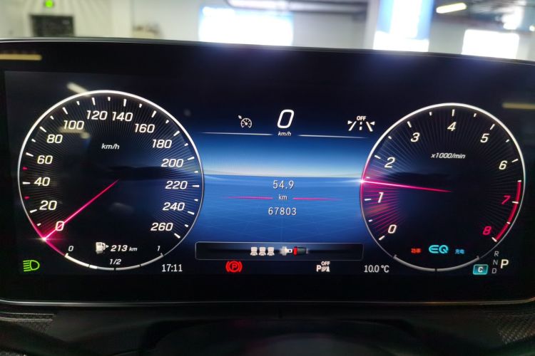 奔驰C级 2022款 C 260 L 运动版中控内饰14