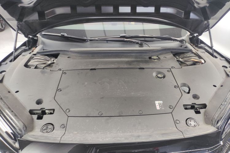 蔚来ET5T 2024款 100kWh Touring机舱底盘24