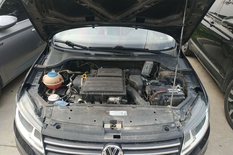 大众 桑塔纳 2019款 1.5L 自动风尚版 国VI机舱底盘24