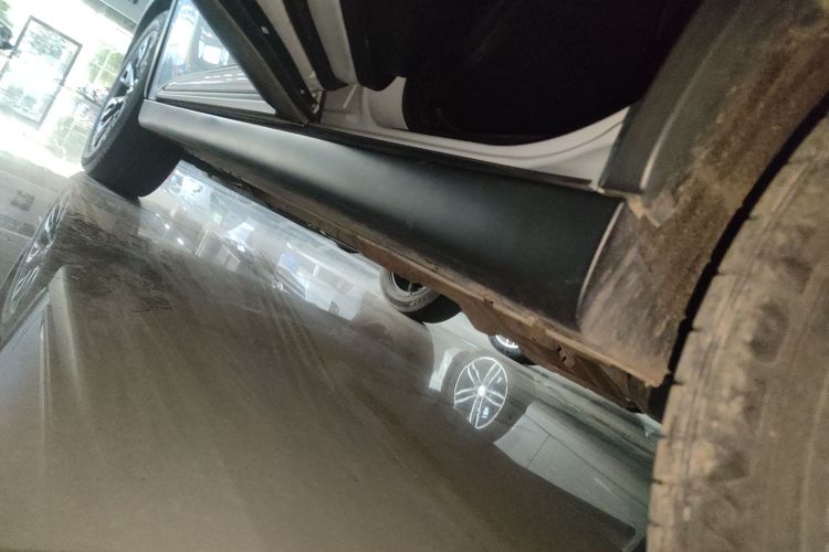 三菱 欧蓝德 2020款 2.0L 两驱畅享版 5座局部细节9002